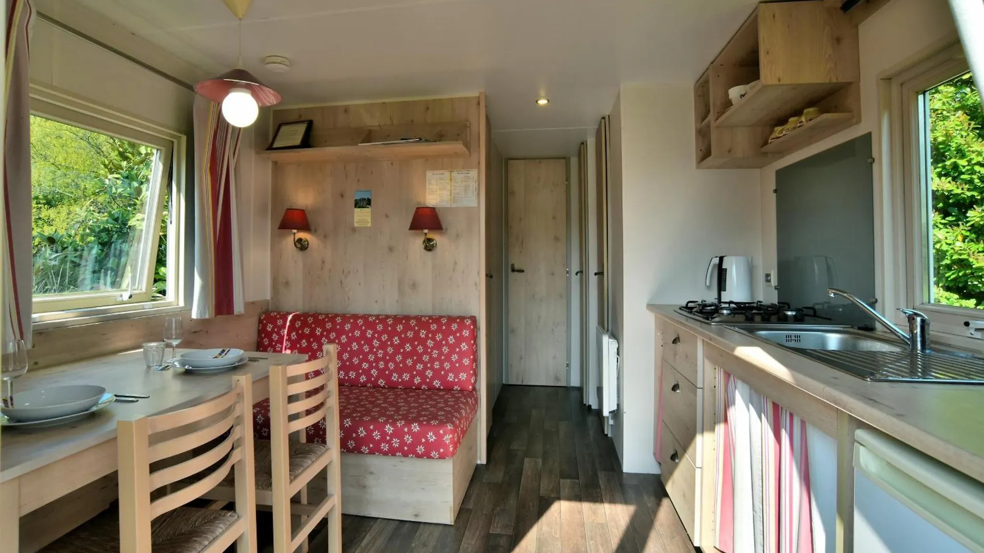 Cottage De Launay Blot, Proche Mt St Michel Baguer-Morvan 0*,  France